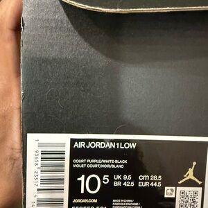 Jordan Air 1 Low in court purple  and White